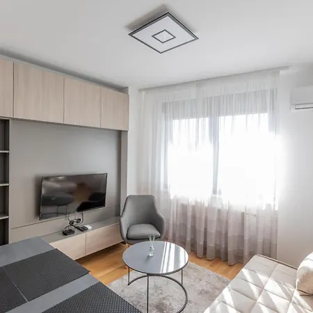 Kame Apartament *