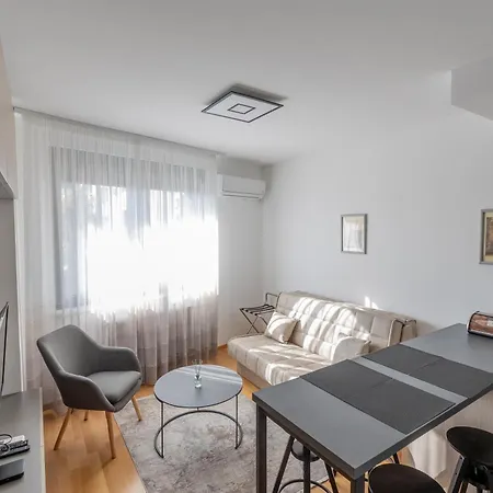 Apartment Kame Novi Sad