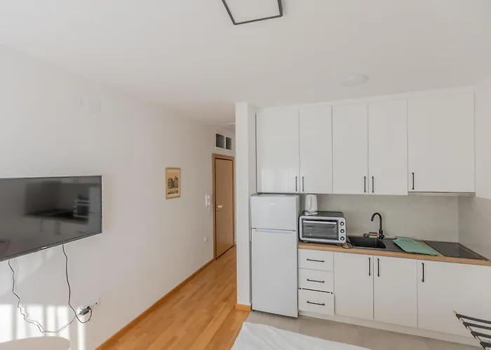 아파트 Kame 亀 *