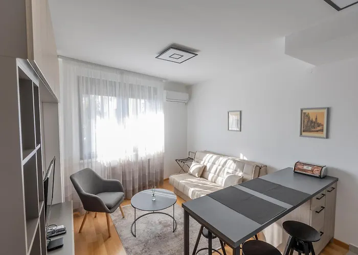 아파트 Kame 亀 노비사드