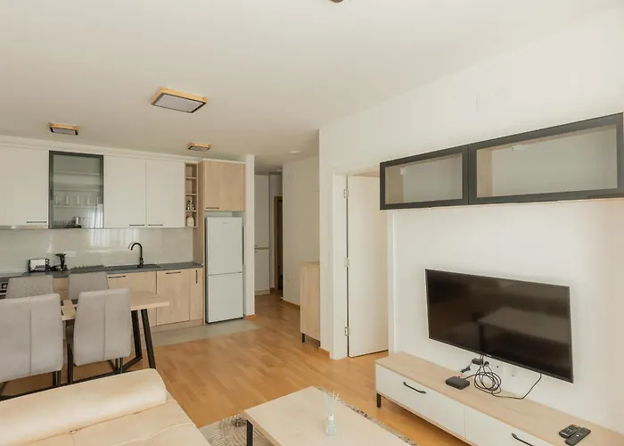 Kame 亀 아파트 노비사드